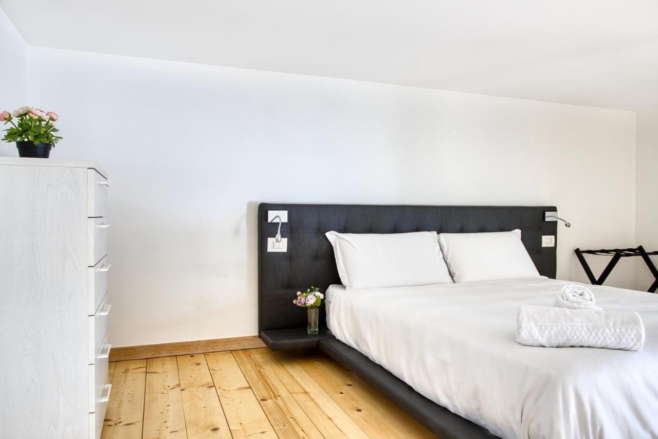 밀라노 Joivy Charismatic 1-Bed Flat With Parking 아파트 외부 사진