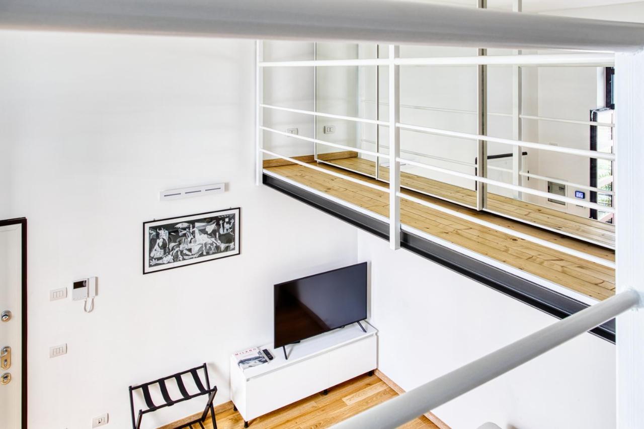 밀라노 Joivy Charismatic 1-Bed Flat With Parking 아파트 외부 사진